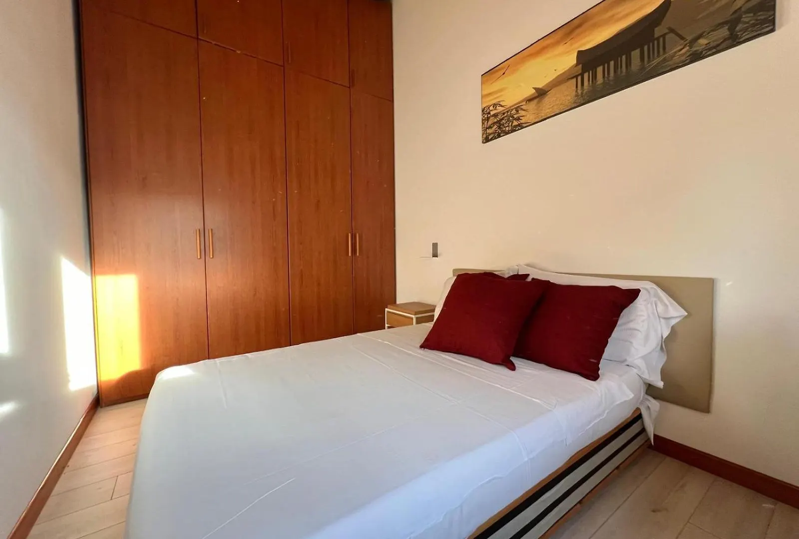Moderno Con Design Caldo E Accogliente, Con Parcheggio Gratuito E Balcone Privato, Vicino A Fiere, Eventi E Concerti Διαμέρισμα Μιλάνο
